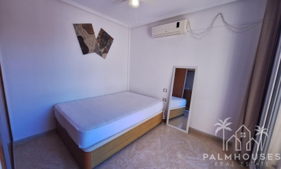 Resale - Apartments - Torrevieja - Aguas Nuevas