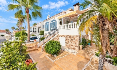 Revente - Villa - Orihuela Costa - Costa Blanca