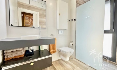 Resale - Villa - Orihuela Costa - Costa Blanca
