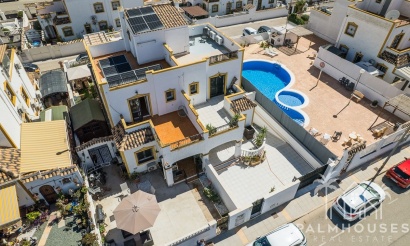 Herverkoop - Huis - VISTABELLA GOLF - Entre Naranjos