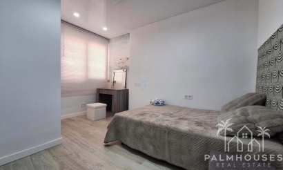 Resale - Apartments - Torrevieja - Playa Acecion