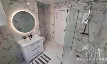 Resale - Apartments - Torrevieja - Playa Acecion