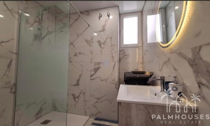 Resale - Apartments - Torrevieja - Playa Acecion