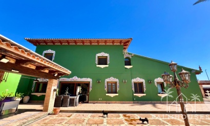 Herverkoop - Villa - Almoradi - Comunidad Valenciana