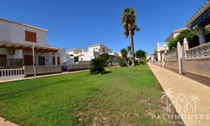Venta - Villa - Orihuela - Playa Flamenca