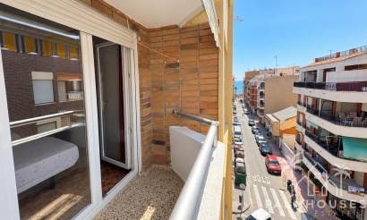 Revente - Apartment - Torrevieja - Playa del cura