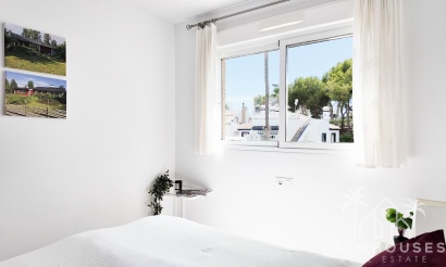 Resale - Apartments - Orihuela Costa - Costa Blanca