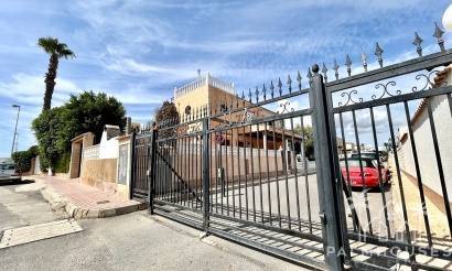 Herverkoop - Huis - Playa Flamenca - Costa Blanca