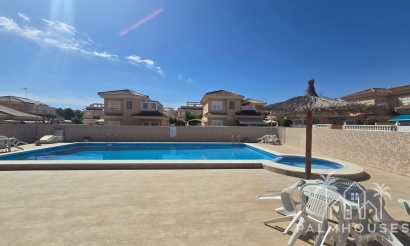 Venta - Villa - Torrevieja - Los Balcones
