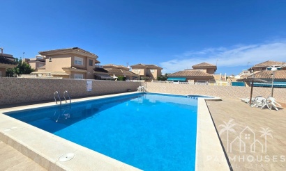 Venta - Villa - Torrevieja - Los Balcones