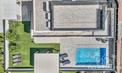 Revente - Villa - Torrevieja - Torrevieja Centro