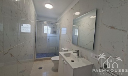Venta - Casa - Torrevieja - Torrevieja Centro