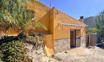 Herverkoop - Cave home - Algueña