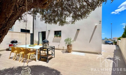 Resale - Villa - San Miguel de Salinas - Bellavista