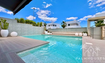 Resale - Villa - San Miguel de Salinas - Bellavista