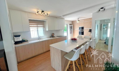 Revente - Villa - Orihuela Costa - Villamartin