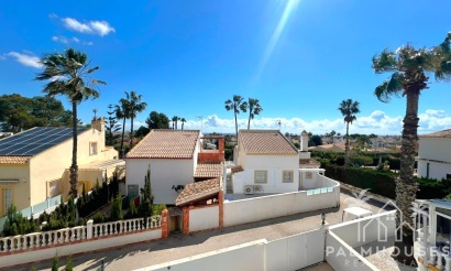 Revente - Villa - Orihuela Costa - Villamartin