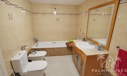 Resale - Villa - La Manga del Mar Menor - Villa Romana