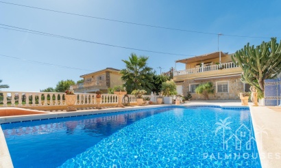 Resale - Villa - Orihuela Costa - Los Balcones
