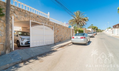 Resale - Villa - Orihuela Costa - Los Balcones