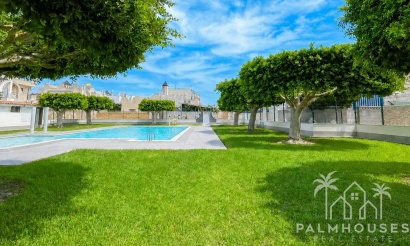 Herverkoop - Huis - Torrevieja - La Siesta - El Salado -  Torreta
