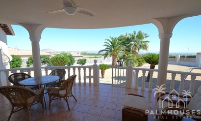 Revente - Villa - Campos del Río - Inland