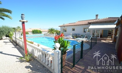 Revente - Villa - Campos del Río - Inland
