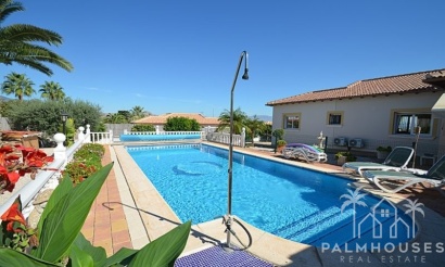 Revente - Villa - Campos del Río - Inland