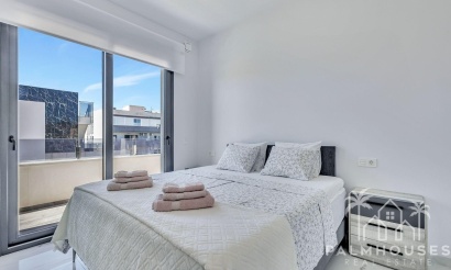 Revente - Villa - Torrevieja - Torrevieja Centro