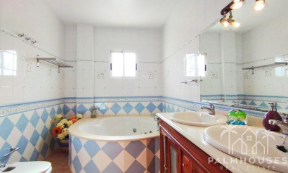 Herverkoop - Villa - Alicante City - La Torreta
