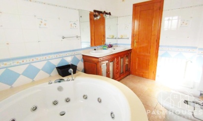 Herverkoop - Villa - Alicante City - La Torreta