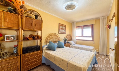 Resale - Apartments - Torrevieja - La Mata