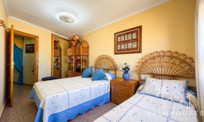 Resale - Apartments - Torrevieja - La Mata