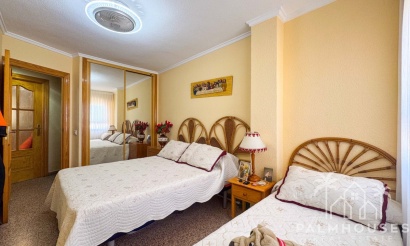 Resale - Apartments - Torrevieja - La Mata