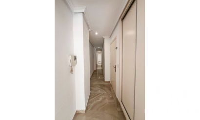 Revente - Apartment - Torrevieja - Torrevieja Centro