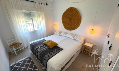 Resale - Villa - Mojacar