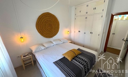 Resale - Villa - Mojacar