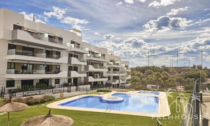 Resale - Apartments - Orihuela - Villamartin