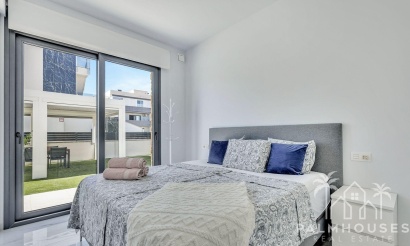 Revente - Villa - Torrevieja - Torrevieja Centro