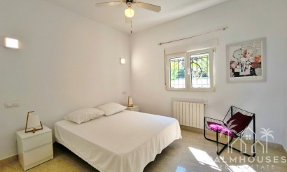 Resale - Villa - Denia - Denia Centro
