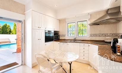 Resale - Villa - Denia - Denia Centro