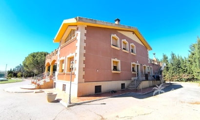 Herverkoop - Villa - Yecla - Inland