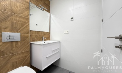 Resale - Apartments - Torrevieja - Estacion de autobuses