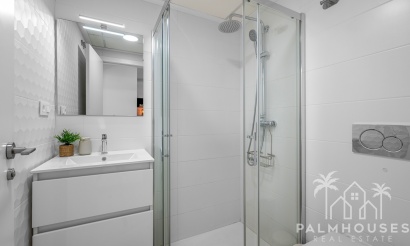 Resale - Apartments - Orihuela Costa - Villamartin