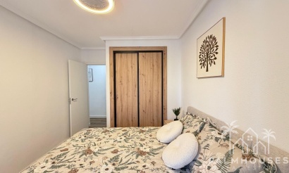 Revente - Apartment - Torrevieja - Parque de las Naciones