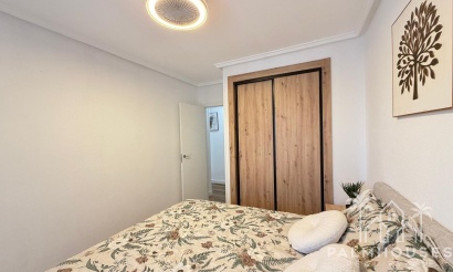 Revente - Apartment - Torrevieja - Parque de las Naciones