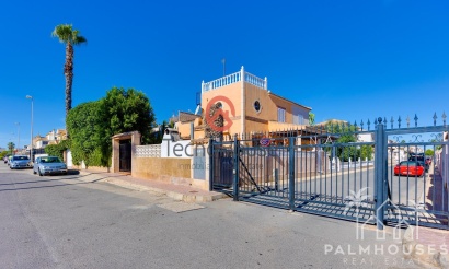Venta - Villa - Orihuela Costa - Playa Flamenca