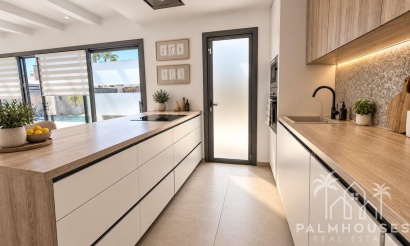 Resale - Villa - San Miguel de Salinas - San Miguel de Salinas Centro
