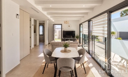 Resale - Villa - San Miguel de Salinas - San Miguel de Salinas Centro