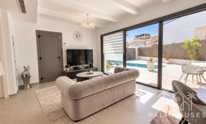 Resale - Villa - San Miguel de Salinas - San Miguel de Salinas Centro